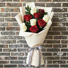 Букет цветов из:  Розы в Посёлок Комбината Стройматериалов-1