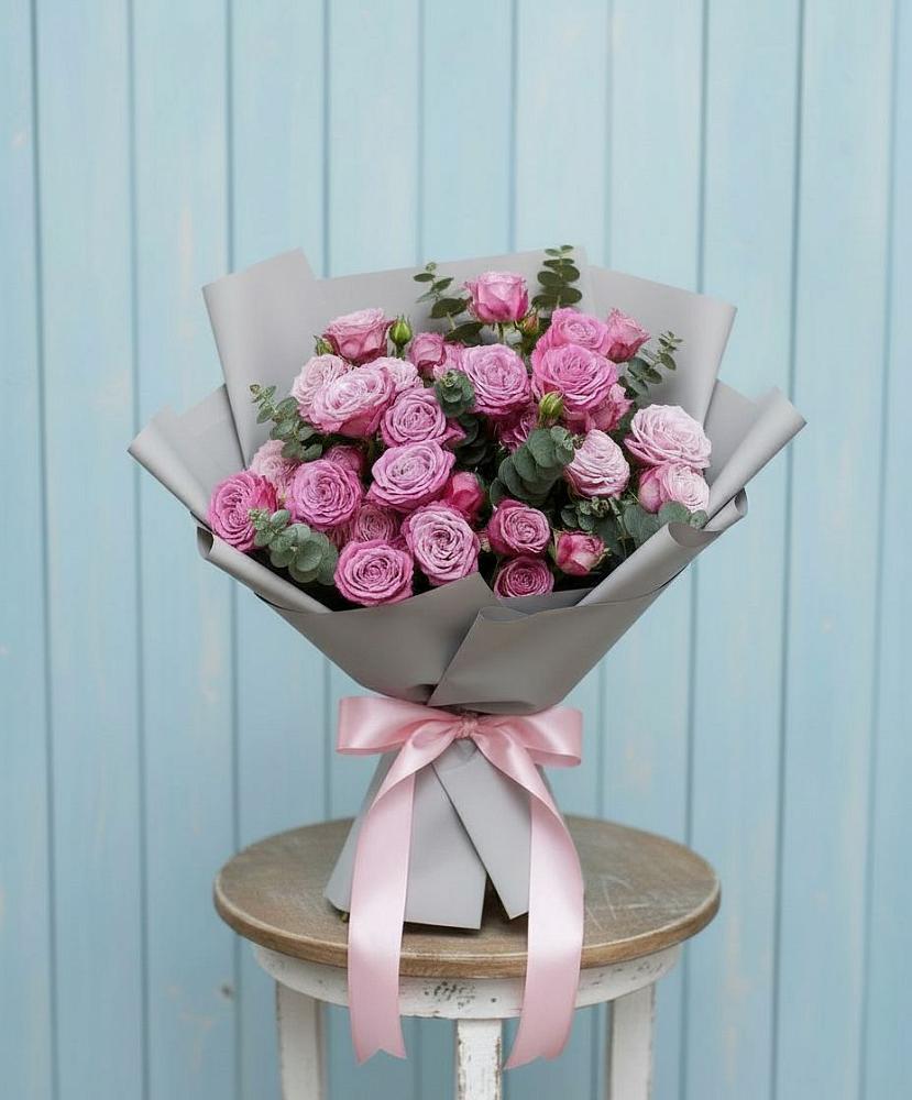 Букет цветов из: Розы в Посёлок Комбината Стройматериалов-1