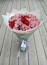 Букет цветов из:  Альстромерии в Посёлок Комбината Стройматериалов-1