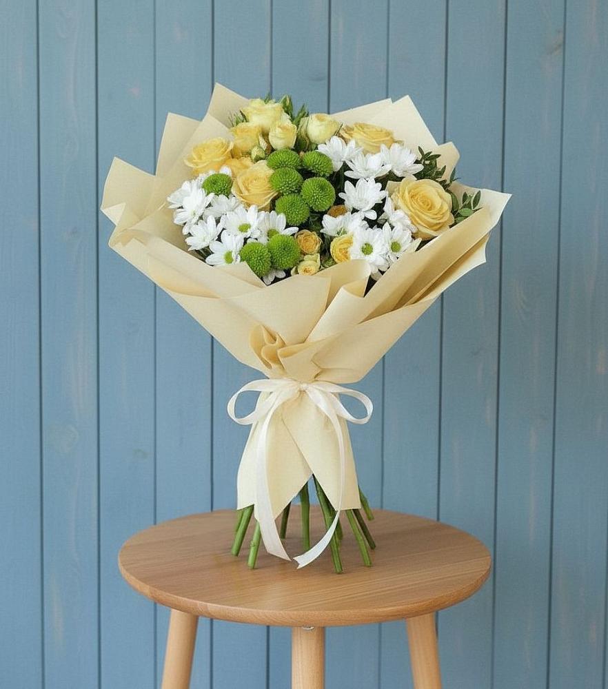 Букет цветов из: Хризантемы и Розы в Посёлок Комбината Стройматериалов-1