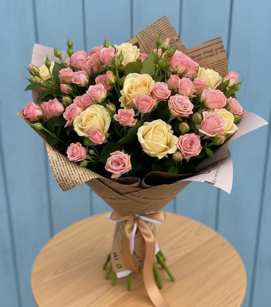 Букет цветов из: Розы в Посёлок Комбината Стройматериалов-1