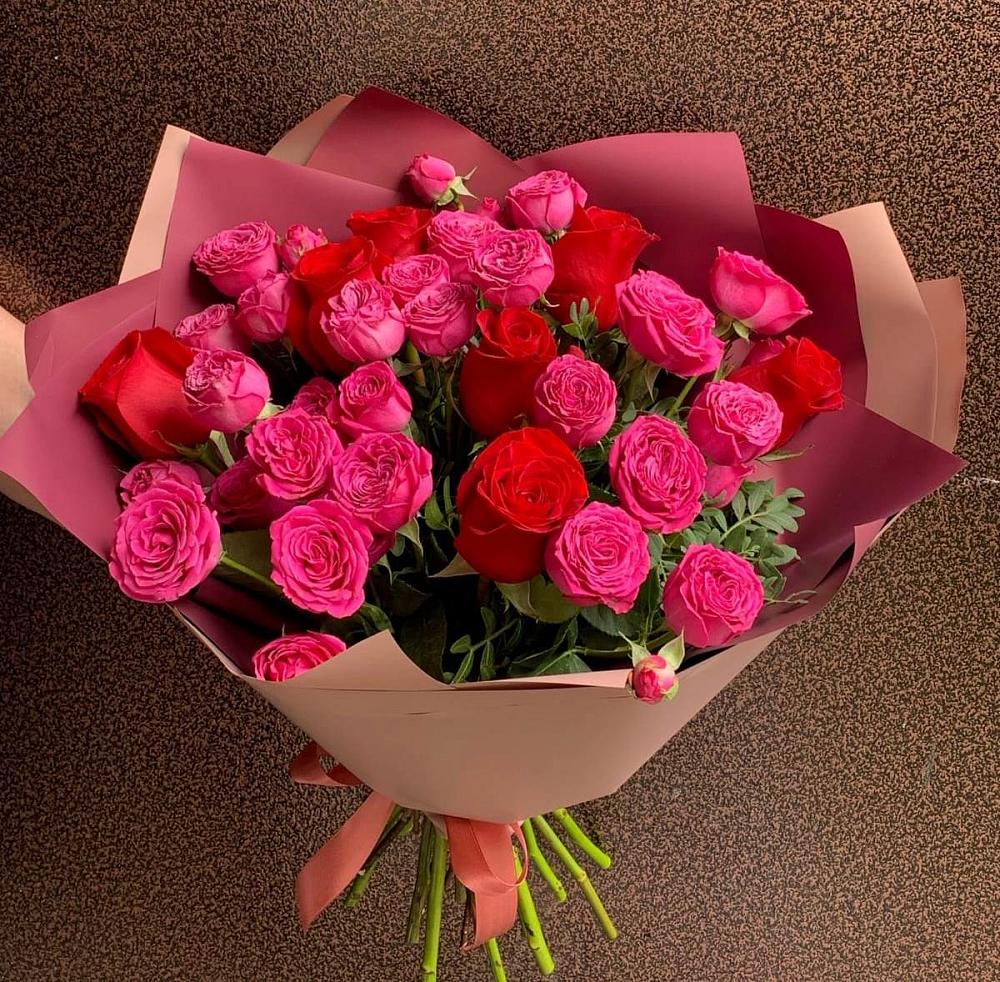 Букет В объятьях нежности в Посёлок Комбината Стройматериалов-1