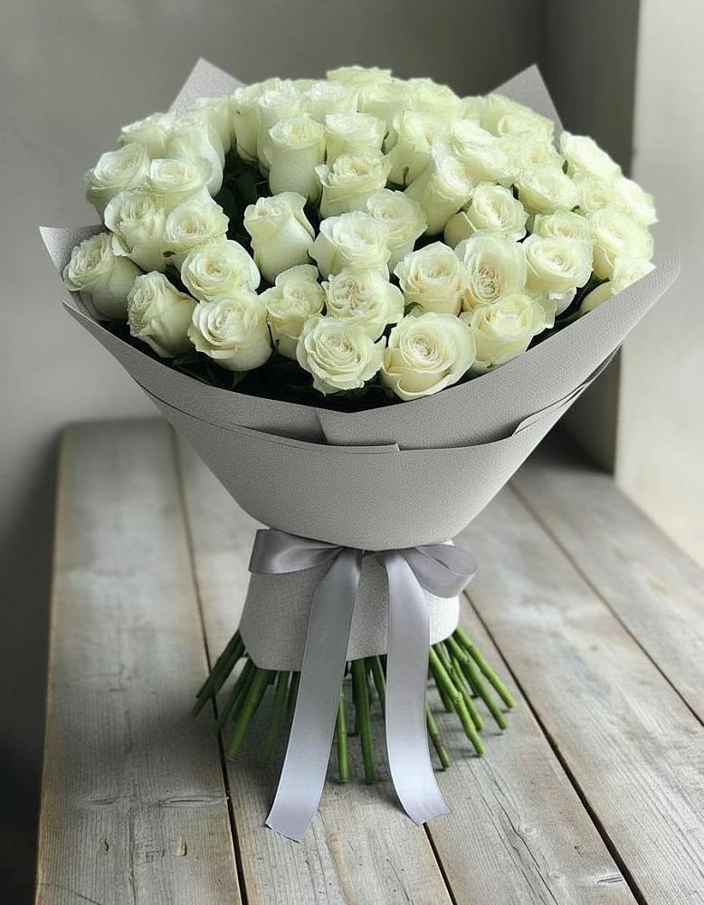 Букет 35 Белых роз в Посёлок Комбината Стройматериалов-1