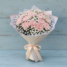 Букет цветов из:  Гвоздики в Посёлок Комбината Стройматериалов-1