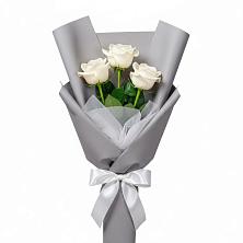 Букет 3 белые розы в Посёлок Комбината Стройматериалов-1