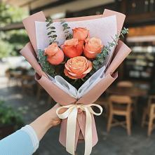 Букет цветов из:  Розы в Посёлок Комбината Стройматериалов-1
