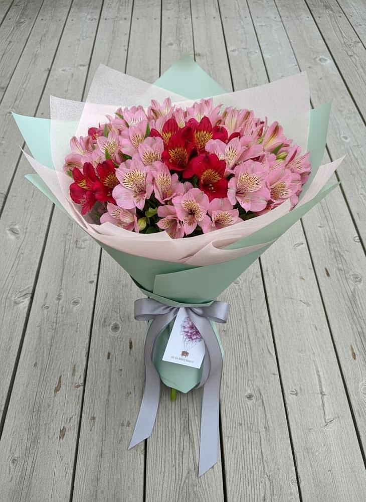 Букет цветов из: Альстромерии в Посёлок Комбината Стройматериалов-1