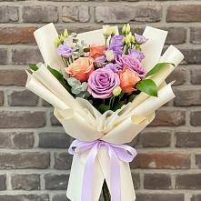 Букет цветов из:  Лизиантусы и Розы #REPLACE_PRED# Посёлок Комбината Стройматериалов-1