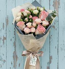 Букет цветов из:  Розы в Посёлок Комбината Стройматериалов-1