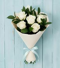 Букет цветов из:  Розы в Посёлок Комбината Стройматериалов-1