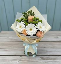 Букет цветов из:  Герберы, Розы и Хризантемы в Посёлок Комбината Стройматериалов-1