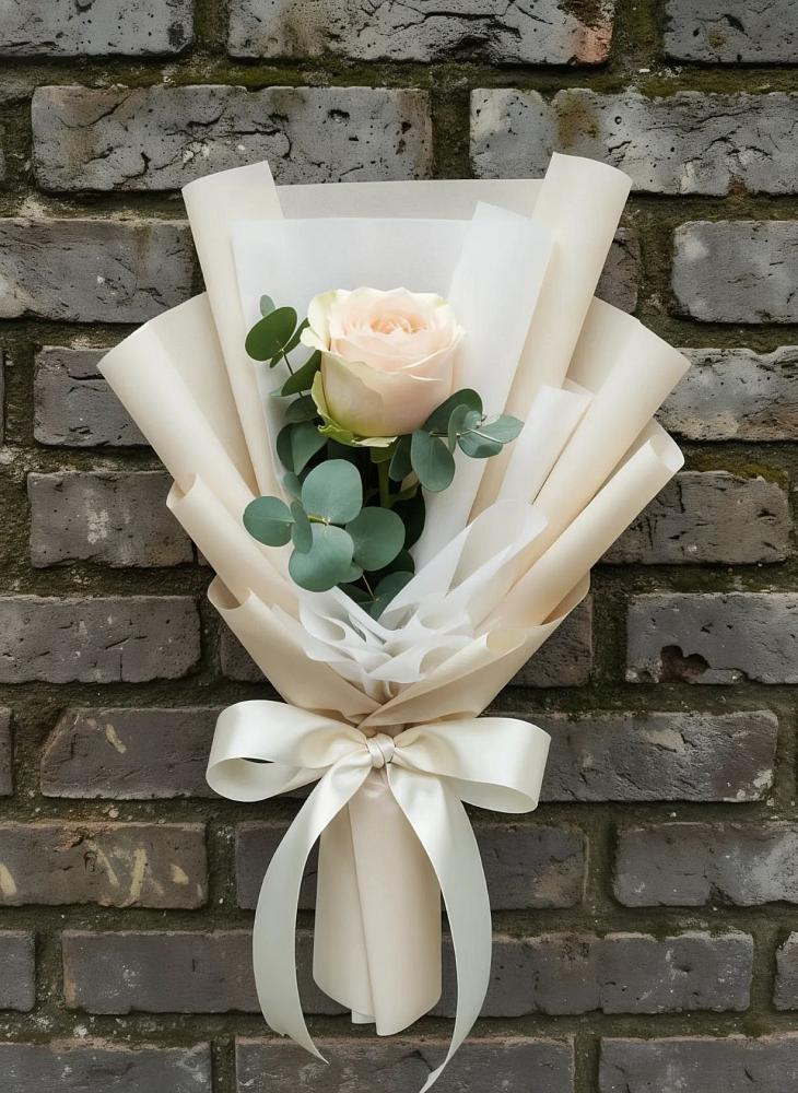 Букет цветов из: Розы в Посёлок Комбината Стройматериалов-1