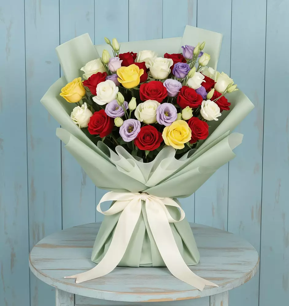 Букет цветов из: Розы в Посёлок Комбината Стройматериалов-1