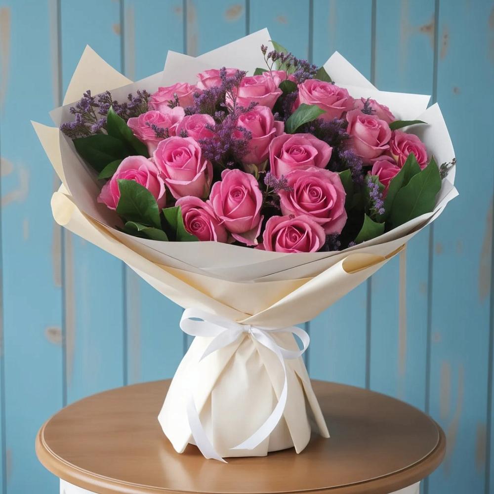 Букет цветов из: Розы в Посёлок Комбината Стройматериалов-1