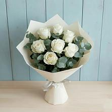 Букет Белые розы в Эвкалипте #REPLACE_PRED# Посёлок Комбината Стройматериалов-1