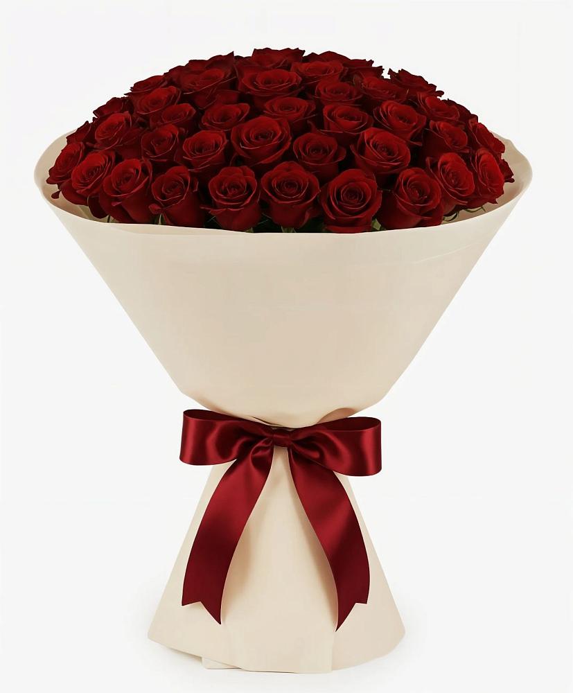 Букет 101 Бордовая роза Блэк Бакарра в Посёлок Комбината Стройматериалов-1