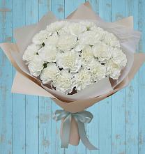 Букет цветов из:  Гвоздики в Посёлок Комбината Стройматериалов-1