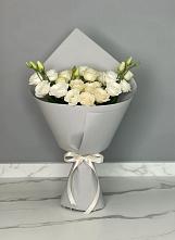 Букет цветов из:  Розы и Лизиантусы в Посёлок Комбината Стройматериалов-1